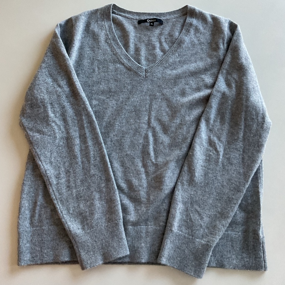 Quince Cashmere V Neck